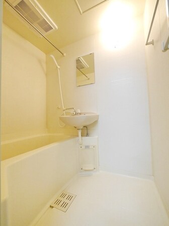 リーヴェルガーデン横浜港北の物件内観写真